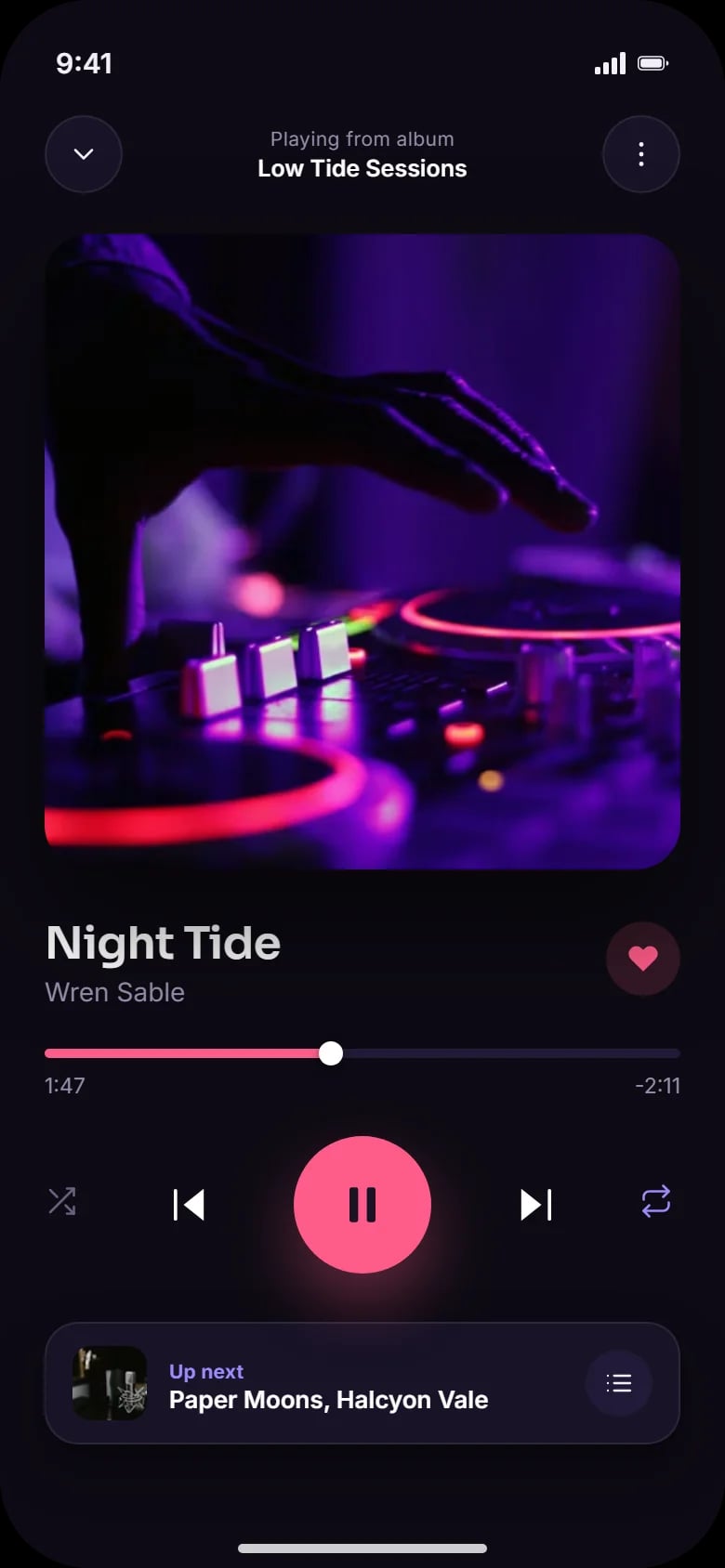 Player: Albumcover, der Titel Night Tide, die Fortschrittsleiste, die Steuerung und der nächste Titel